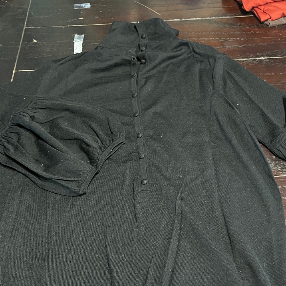 Faconnable black sweater